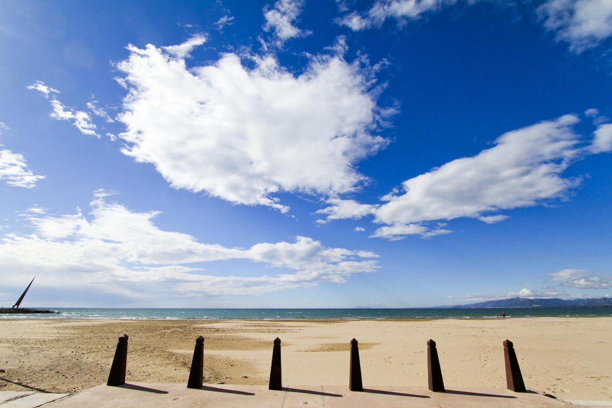 Santillana Homestay By Turismar Salou Esterno foto