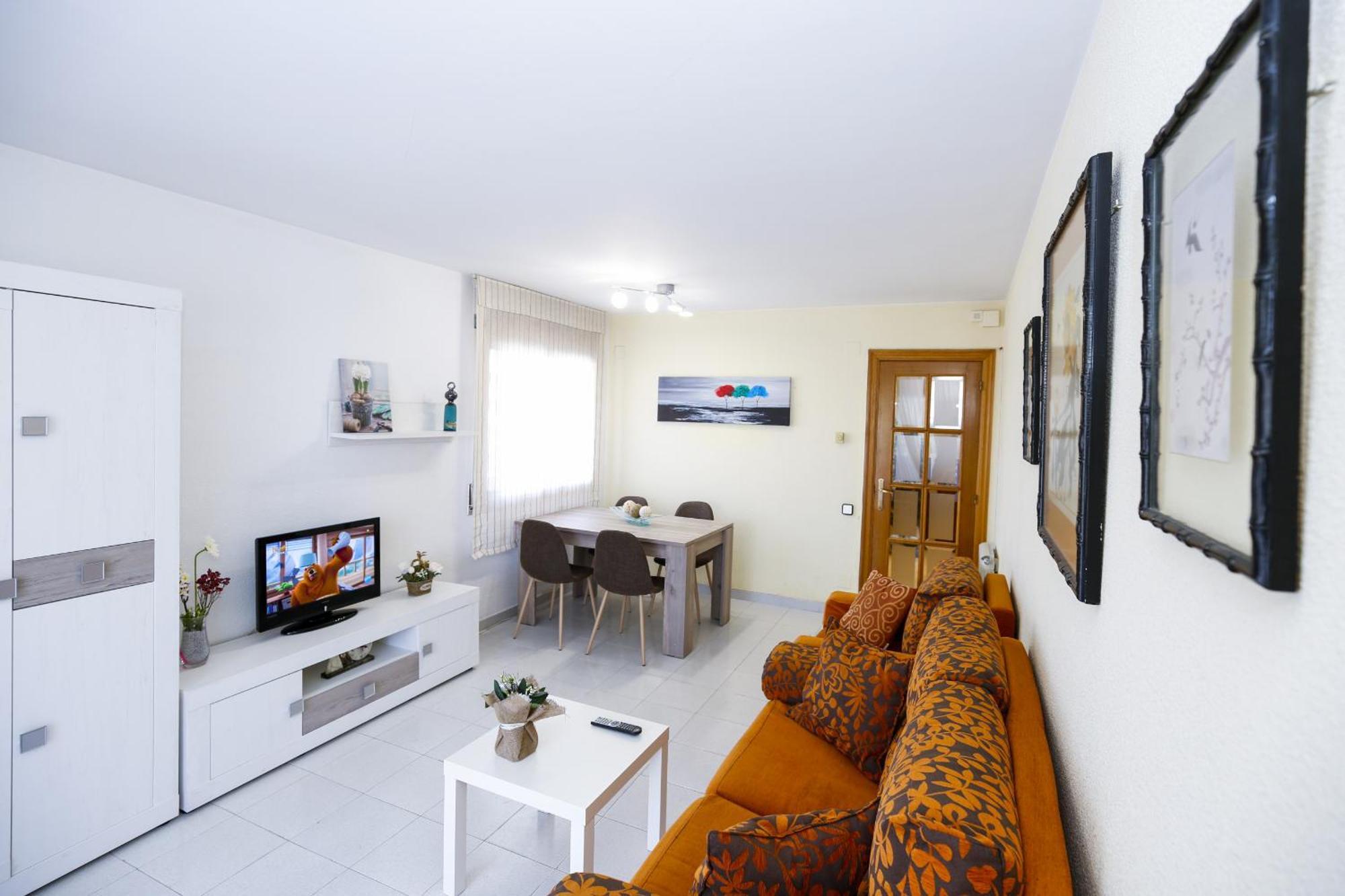 Santillana Homestay By Turismar Salou Esterno foto