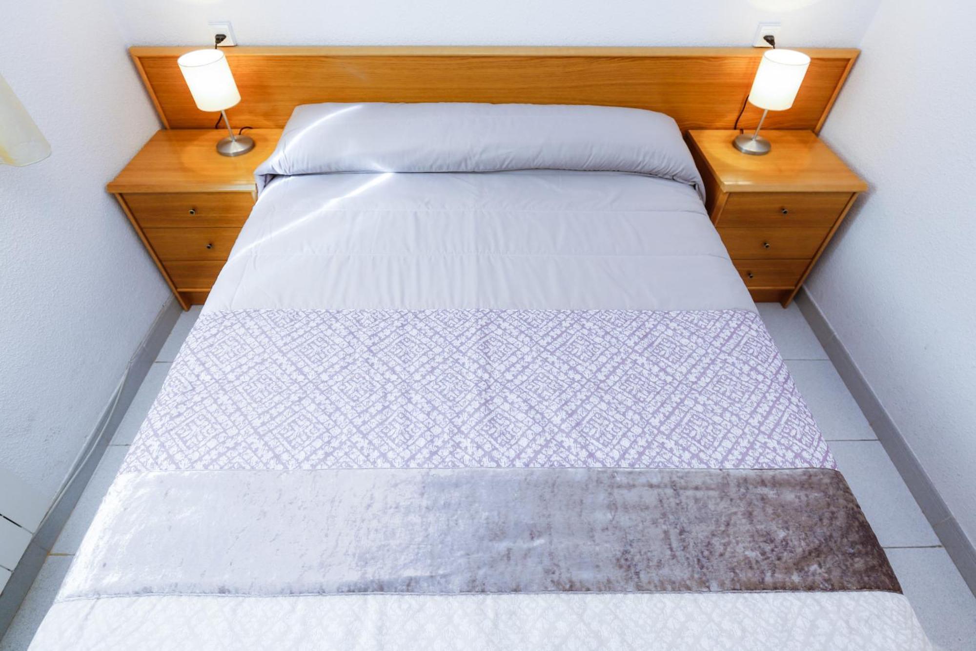 Santillana Homestay By Turismar Salou Esterno foto